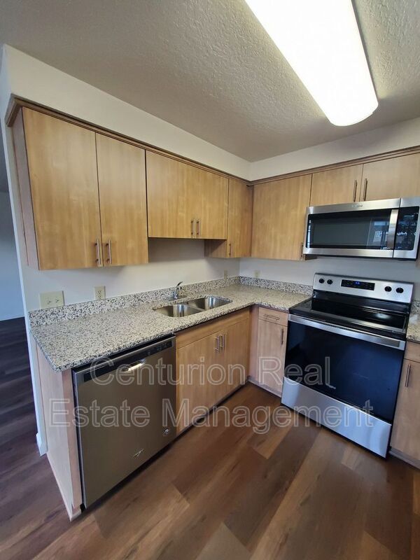 Building Photo - 1019 Boedies Dr