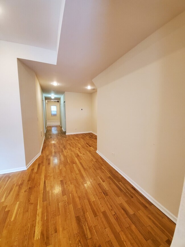 Foto del edificio - 1712 S Union Ave
