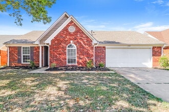 Building Photo - 1708 Cherry Creek Dr