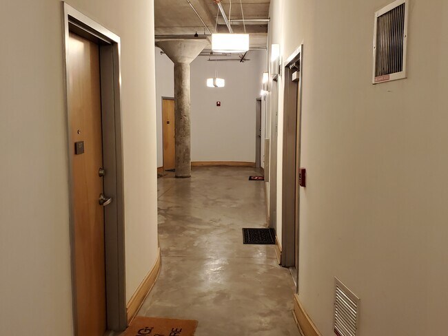 Foto del edificio - 411 N 22nd St