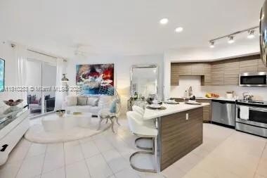 Building Photo - 5500 N Military Trl