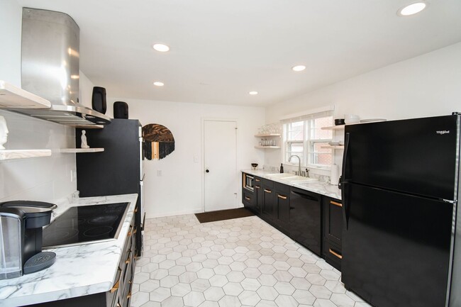 Foto del edificio - 2012 W 22nd St