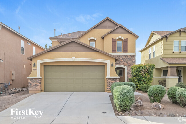 Building Photo - 2755 W Greenstreak Dr