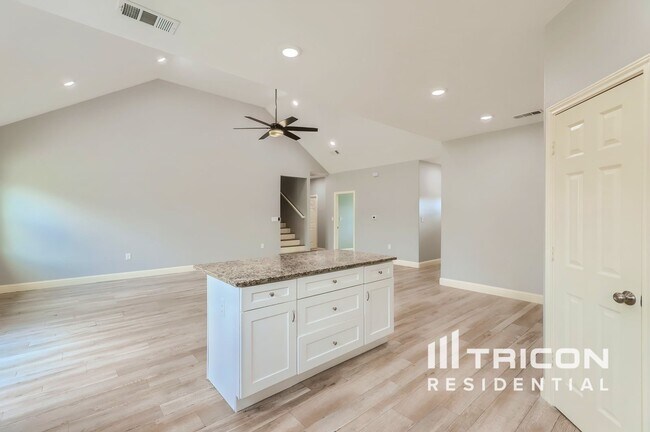 Foto del edificio - 5617 Kerry Ln