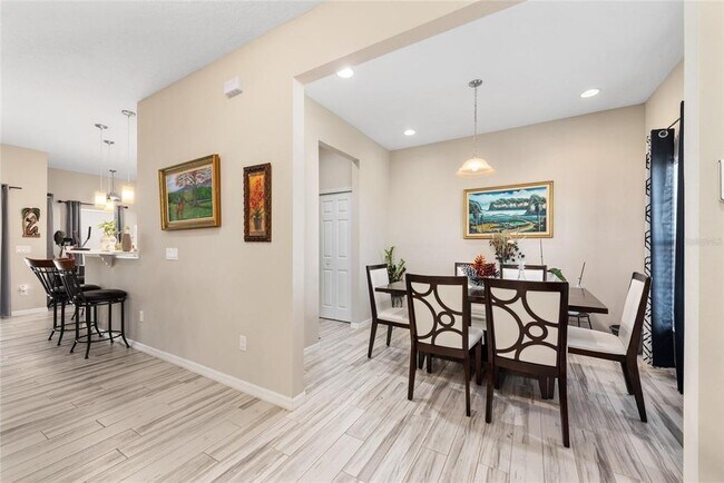Building Photo - 408 BOSWELL Way
