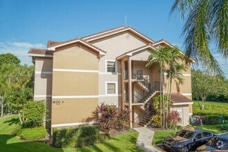 Building Photo - 9033 Wiles Rd