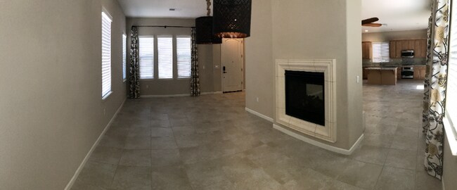 Building Photo - 393 Massa Ct