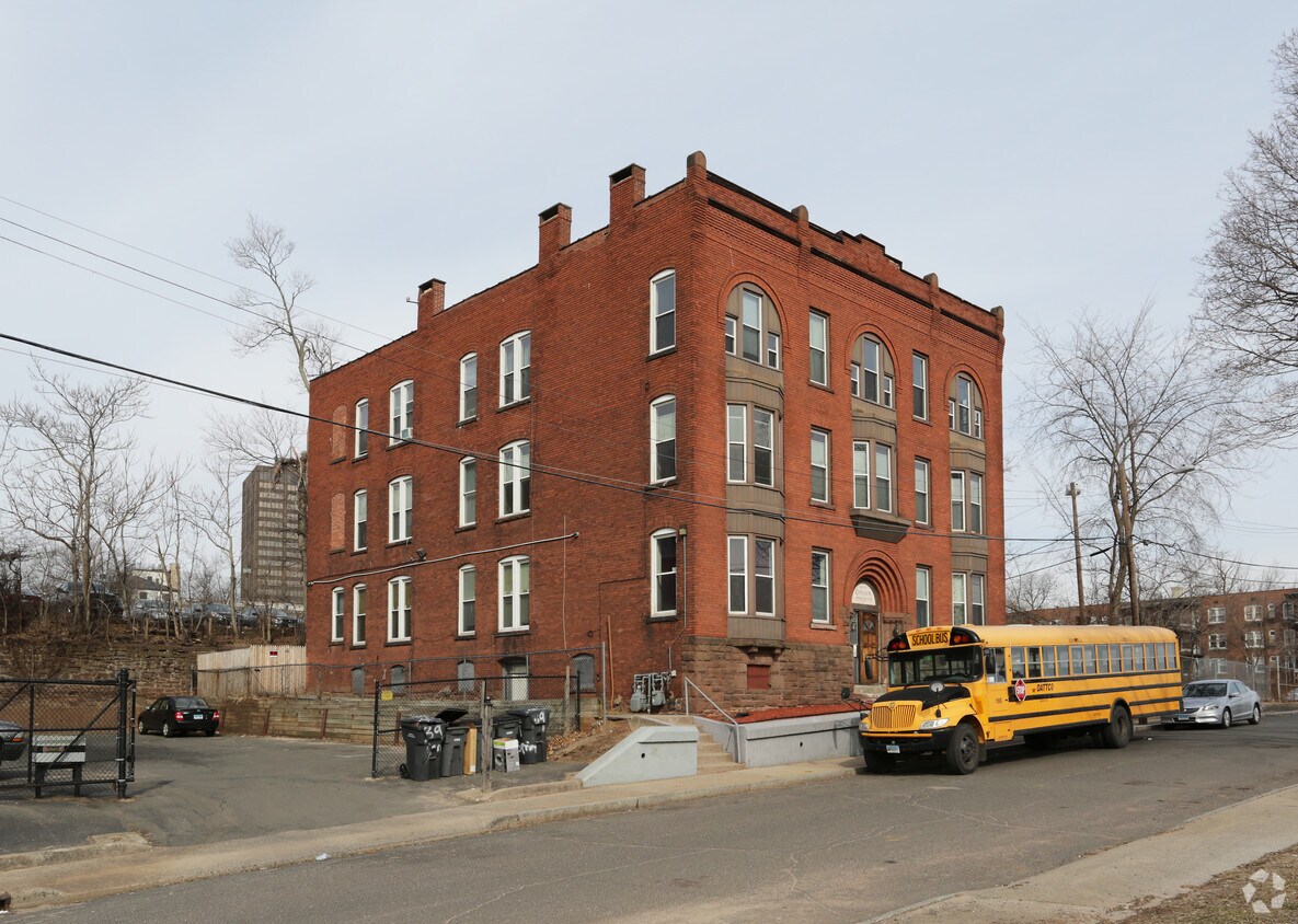 Citiview Apartments Apartments in Hartford, CT