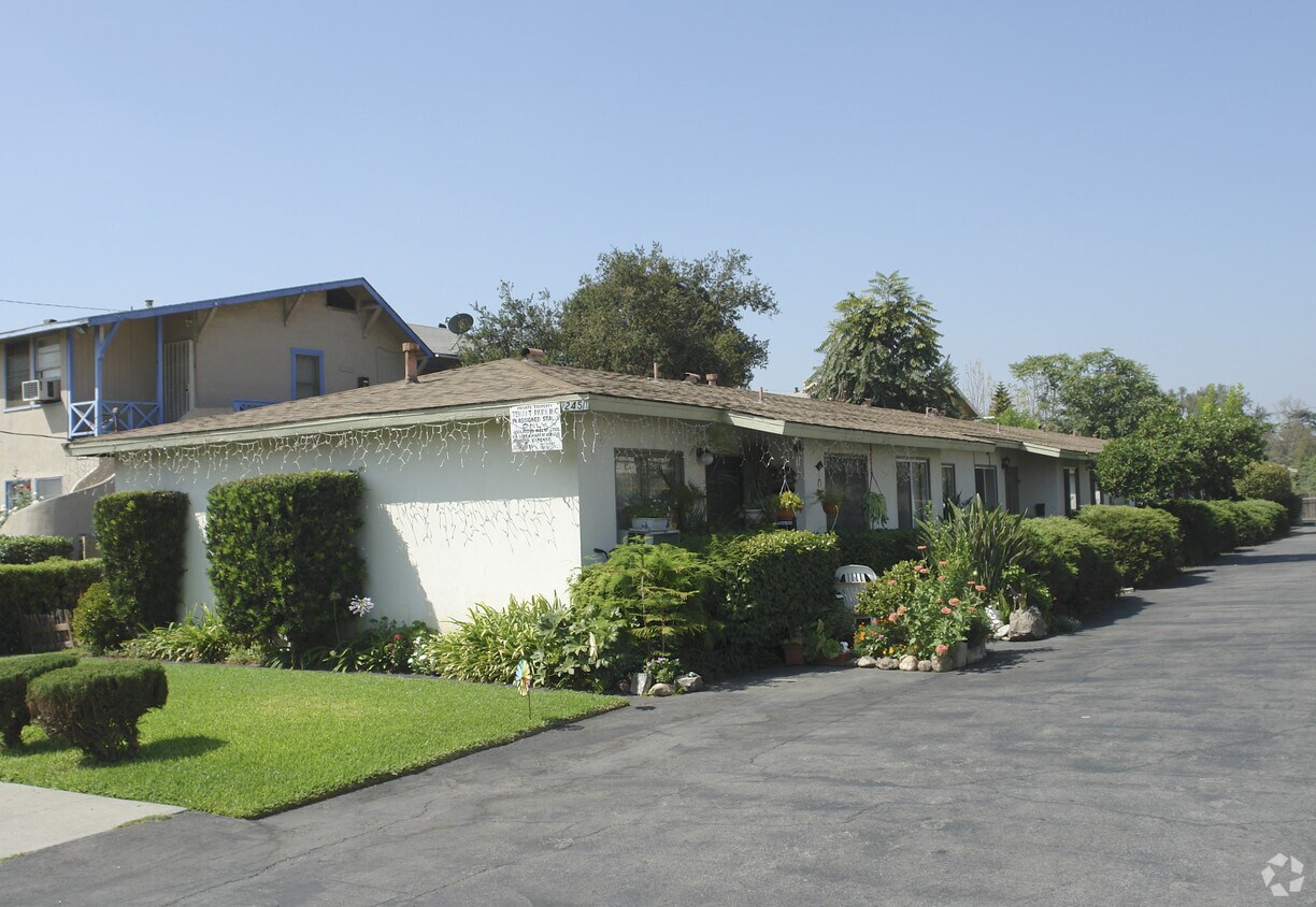 Primary Photo - 245 San Marcos St