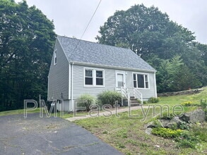 Building Photo - 55 Hedge Ave