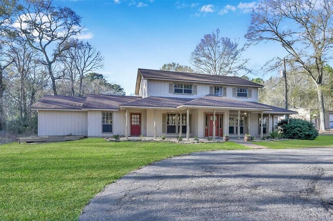 Building Photo - 17551 Rogers Rd