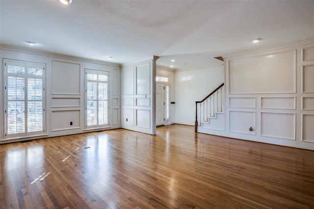 Foto del edificio - 4100 Lovers Ln