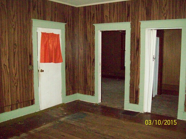 Foto del edificio - FARMINGTON - Historic downtown location / ...