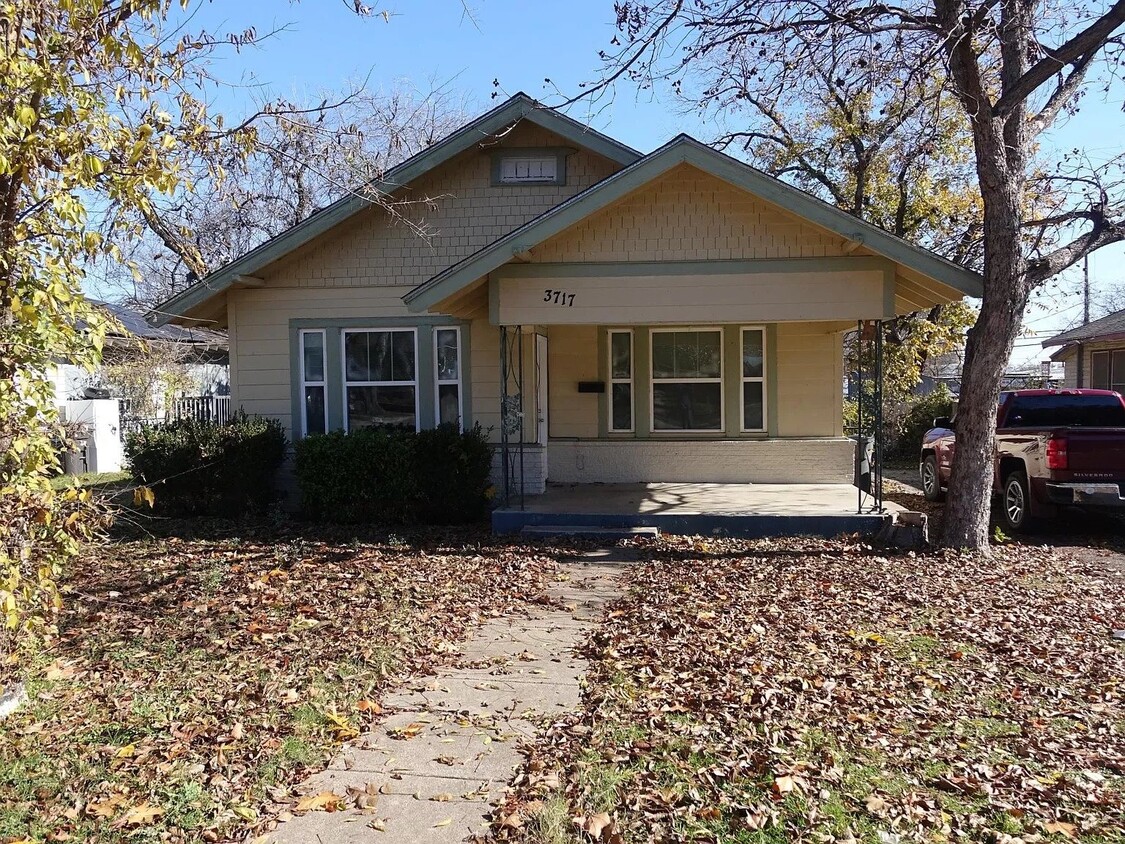 Primary Photo - 2 bedroom