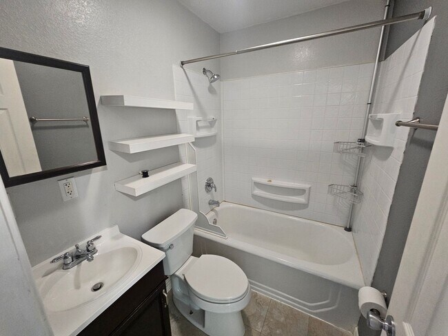 Foto del edificio - 424 E Princeton Ave