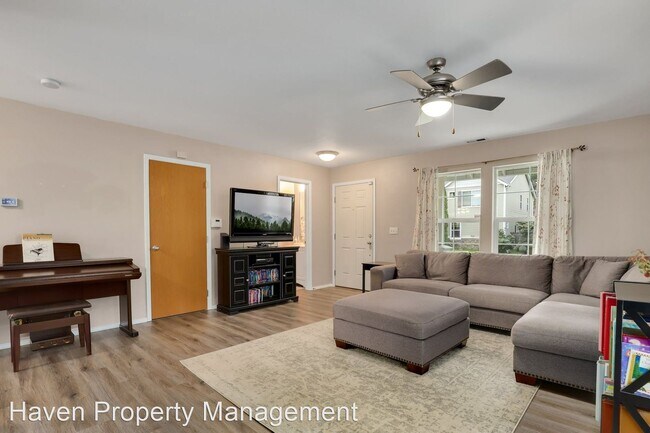 Foto del edificio - 4 br, 3.5 bath House - 18211 93rd Ave E