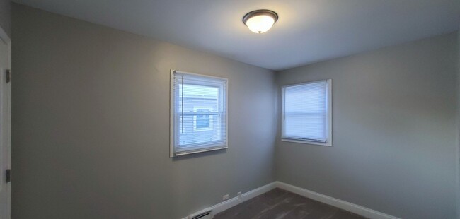 Foto del edificio - 2 bd 1 ba home Joliet