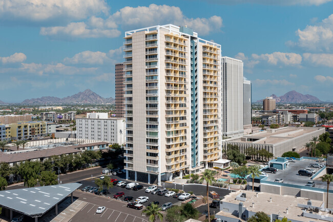 Building Photo - Executive Towers Condominiums