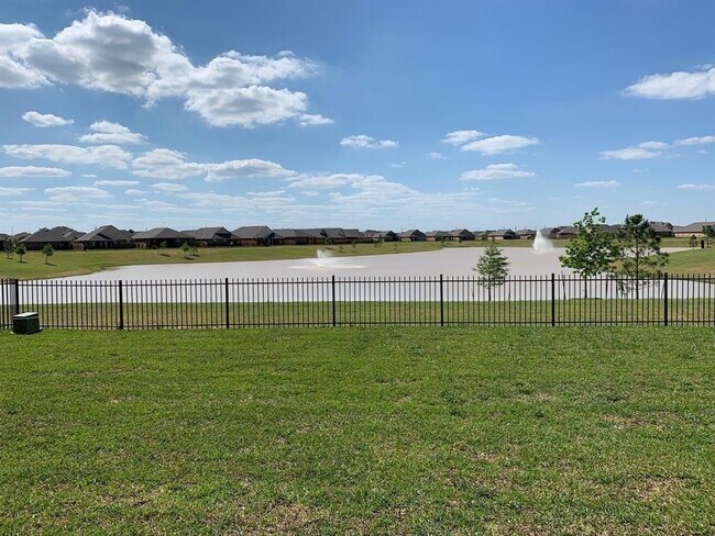 Foto del edificio - 4619 Grigio Pines Dr