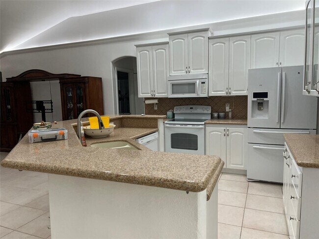 Foto del edificio - 7400 SW 37th Ct