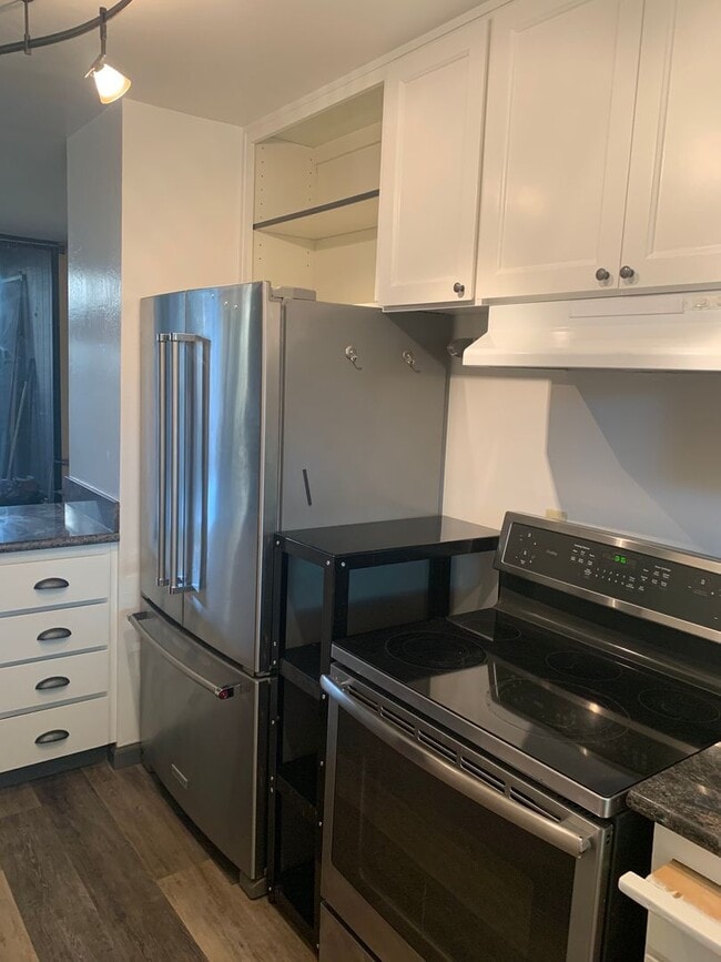 Building Photo - Discover Your Next Home - Available for Immediate Occupancy