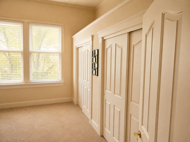 Otra vista del dormitorio - 2971 Mumbarto Ave