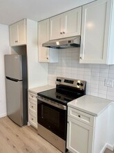 Building Photo - 540 Coombs St