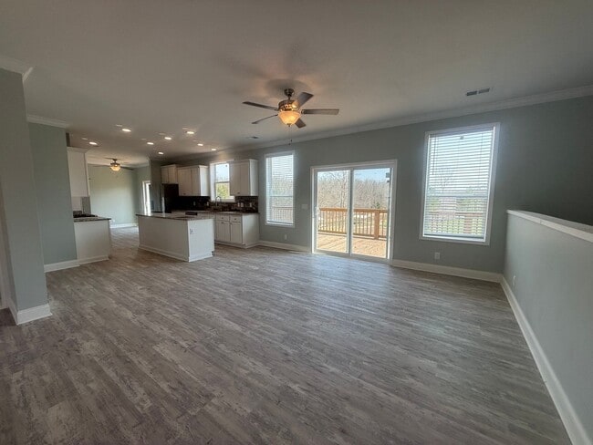 Building Photo - 631 Imogene Dr