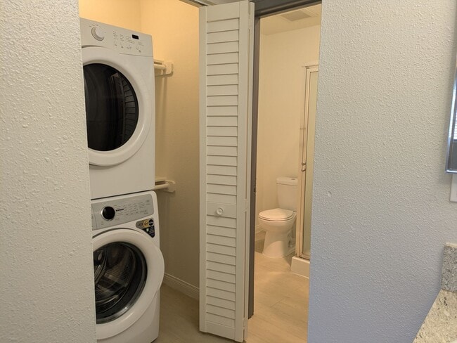 Interior Photo - Lantern Bay Apartment Homes