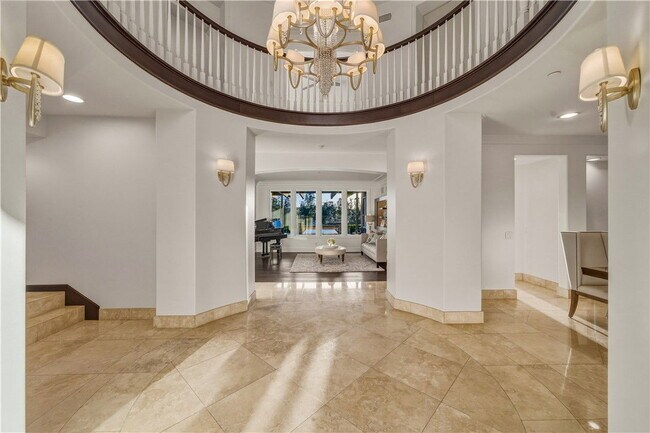 Building Photo - 426 Camino Bandera