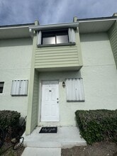 Building Photo - 9427 S Ocean Dr