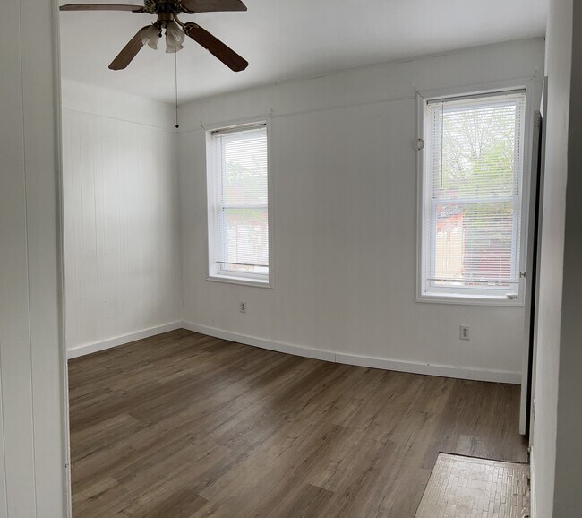 Fotografía del edificio - 5135 Carnegie St