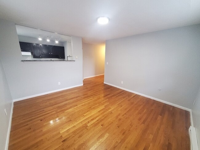 Photo - 24 Colgate Rd Apartment