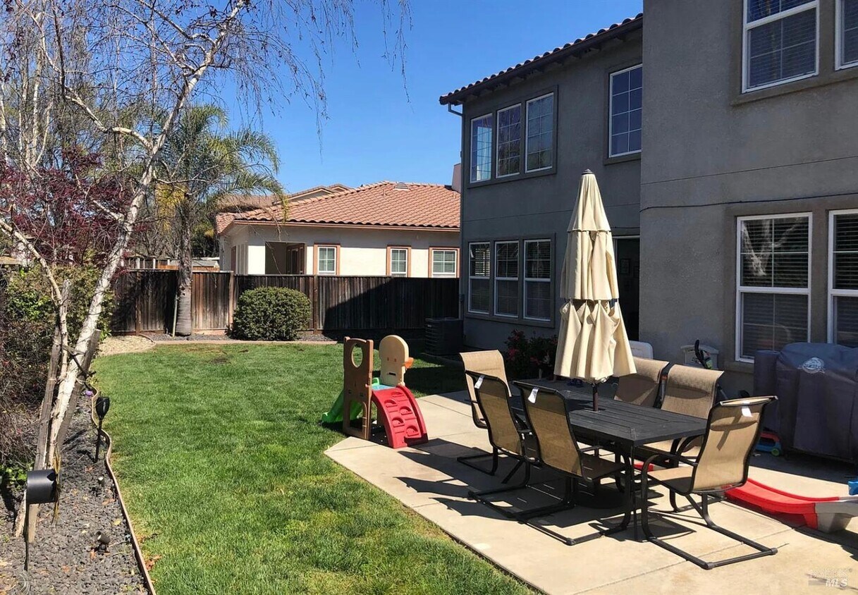 Foto del edificio - 4149 The Masters Dr