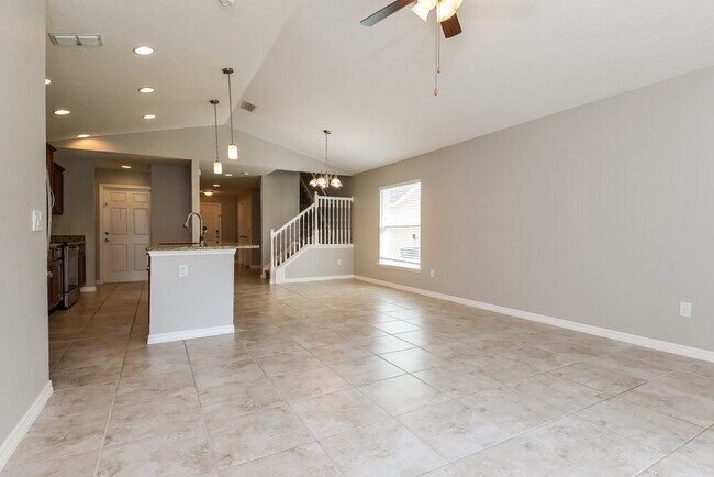 Building Photo - 1904 Pontoon Pl