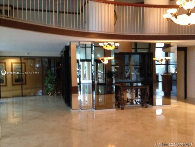 Building Photo - 10185 Collins Ave