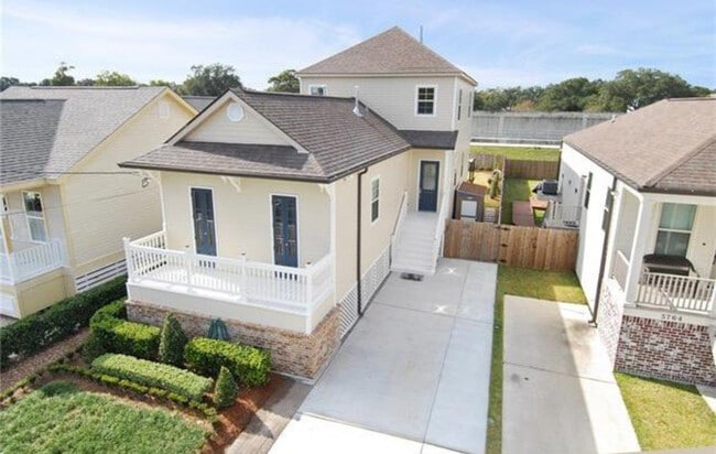 Building Photo - 5760 Warrington Dr