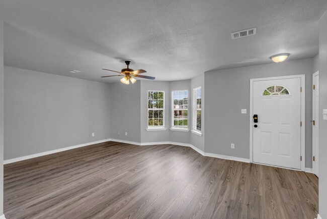 Foto del edificio - 1997 Todd Cove