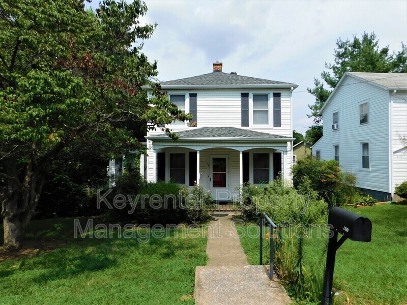981 Kinzley Ct, Staunton, VA 24401 House Rental in Staunton, VA