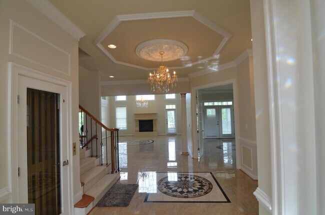 Building Photo - 1583 Maddux Ln