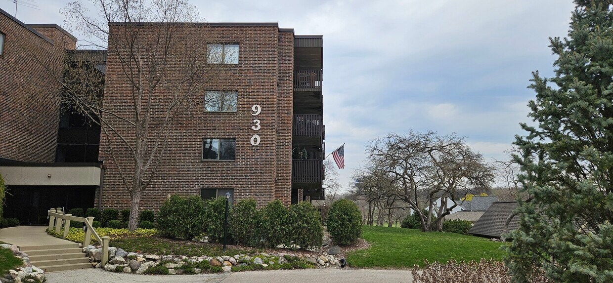Foto principal - 930 Taylor Dr