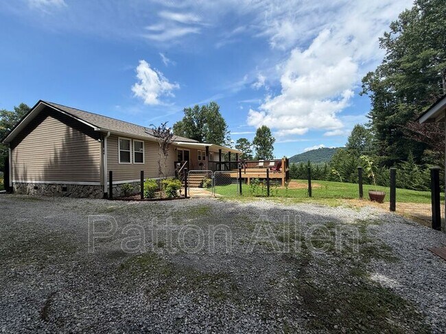 Foto del edificio - 1020 Hutch Mountain Rd
