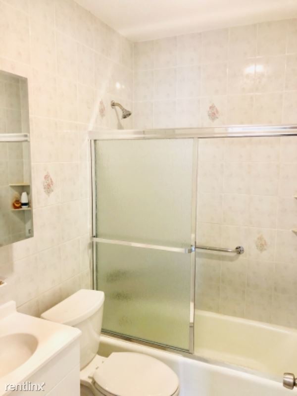 Building Photo - 2 br, 1 bath Apartment - 16 Lincoln Ave