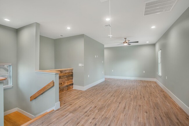 Foto del edificio - 3 Bedroom Townhome in West Baton Rouge