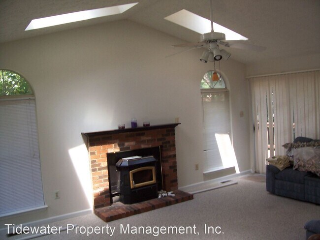 Building Photo - 4 br, 2.5 bath House - 1904 Galetown Dr - ...