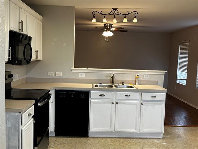 Building Photo - 121 Mill St