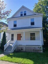 Building Photo - 412 Rich St