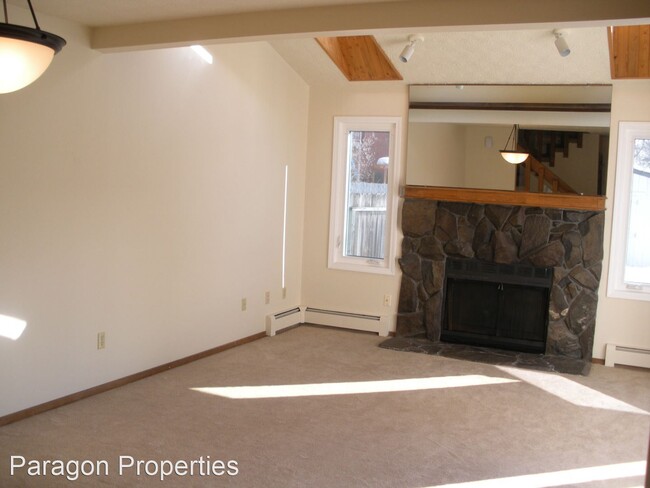 Building Photo - 2 br, 1.5 bath House - 4250 Horizon Avenue