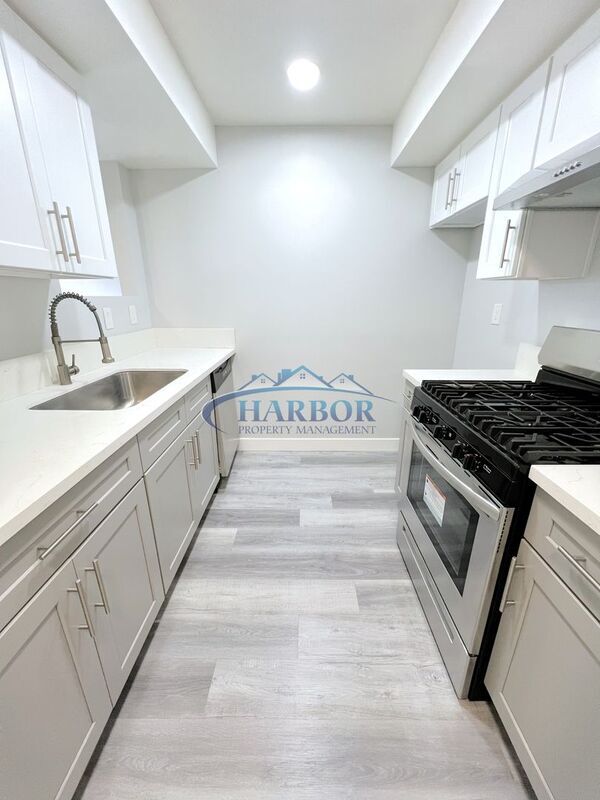 Foto del edificio - 2315 S Grand Ave