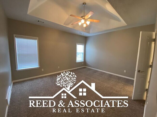 Building Photo - Luxurious 2-Story Cordova Home!